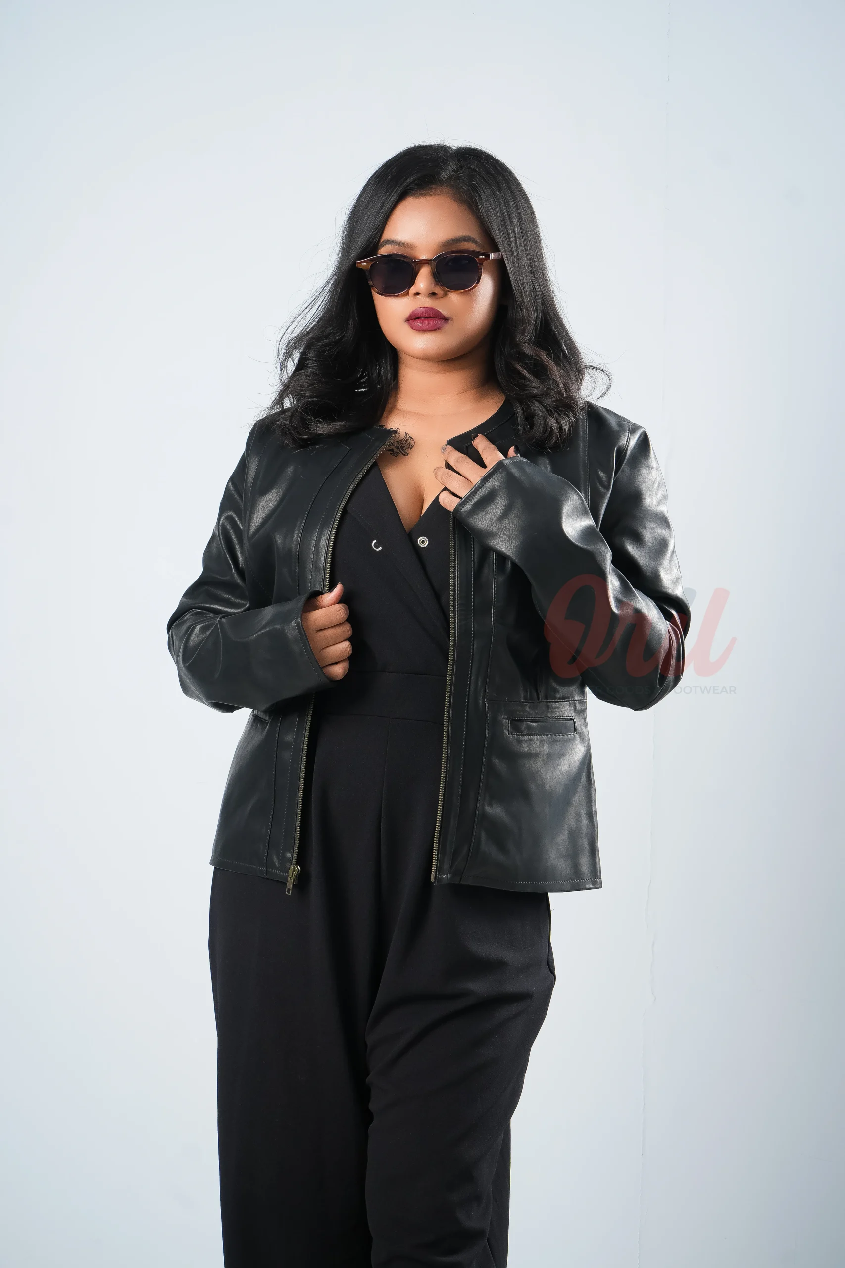 DSC09838 (1) Oril Onyx Collarless Jacket
