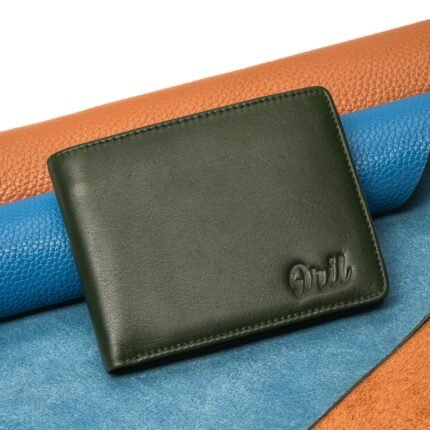 Oril Flex Leather Short Wallet – Olive