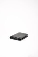 Oril Riva leather wallet in black