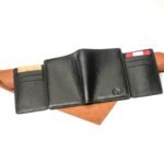 Oril Riva black leather wallet opened flat